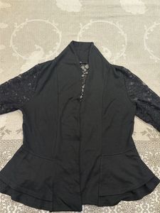 Elegant Black Lace Sleeve Peplum Top