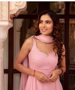 Elegant Pink anarkali Suit chuni