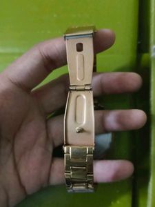 Elegant Rose Gold Tone Women's Watch