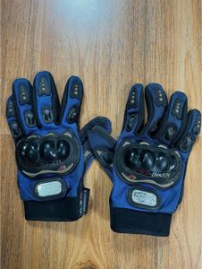 Riding Gloves 🧤 ( Great Condition)