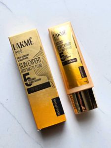 Lakme Sun Expert Dry Matte Fluid SPF 50