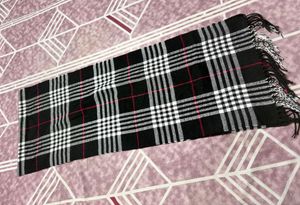 Unisex Classic Plaid Muffler