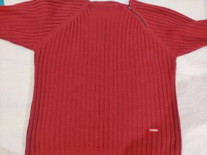 Used Men Sweater In Very Good Condition Medium Siz