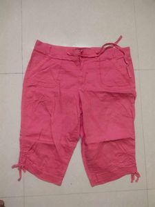 Imported Gloria Vanderbilt Capri Shorts