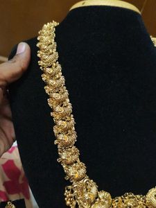 gold finish long haram