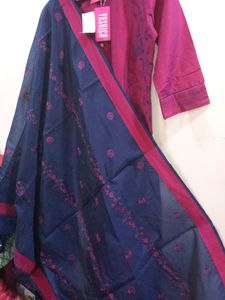 Beautiful Suit Set Back Embroidered Pink Purpl