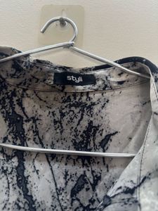 Abstract Print Long Sleeve Shirt