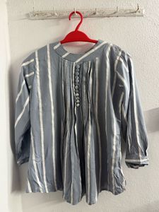 New grey top (with tag)