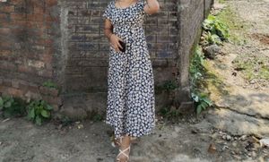 Chic Floral Midi Dress