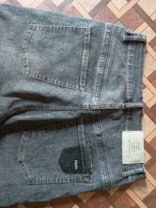 ⚡ ⚡ Flash Sale ⚡ ⚡ Gray Denim Jeans