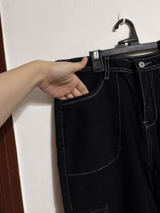 Black Wide Leg Cargo Jeans | Contrast Stitching