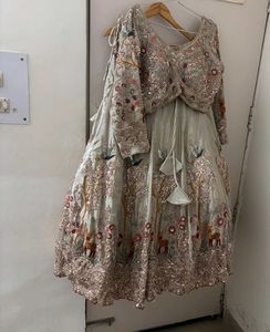 🆕Embroidered Sequin Designer Lehenga Champagne