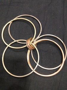 Set of 5 Interlocking Bangle Bracelets