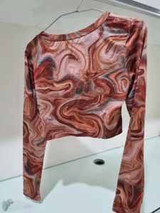 Trendy Marble Print Crop Top