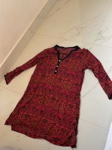 Printed Red Tunic Top by Akkriti pantaloons