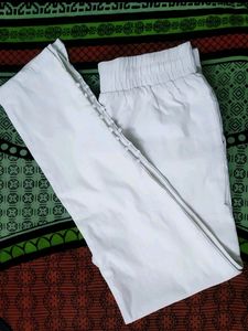 Elegant White Strecheble Pant