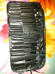 24 Pieces New Makeup Brushes