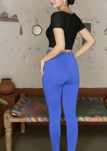 Blue Stretchable Leggings