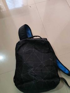 Dell Backpack with Geometric Pattern
