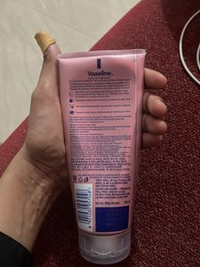 Vaseline Gluta-Hya Body Lotion