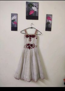 Backless Gown With 4 Layers, Velvet Embroidery