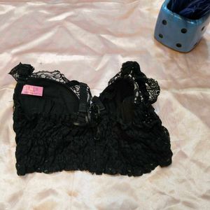 Elegant Black Lace Bra with Leopard Print Detail
