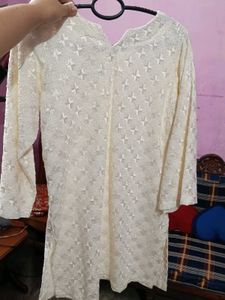 Elegant White Chikankari Kurta