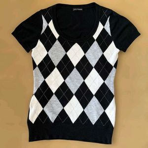 Argyle Patterned Top