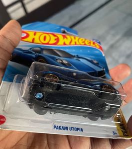 Hot Wheels Pagani Utopia