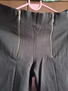 Chic Black Zipper Pants
