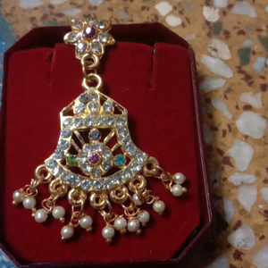 Gold looking earings for sale