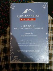 Alps Goodness Mani Pedi Kit + Plum Niacinamide