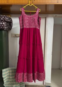 🆕 Mirror Work Hot Gown With Sleeves🩷