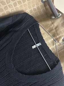 Chic Navy Blue Cable Knit Sweater