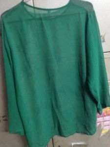Green Graphic Print Top