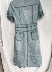 8216. Light Wash Denim Button-Front Dress