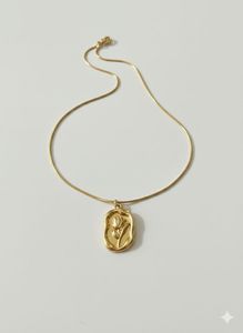 AntiTarnish | Gold Flower Pendant Necklace