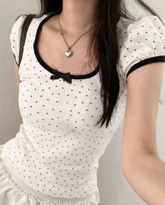 Fitted Heart Puff Sleeve Top