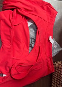 Red Athleisure Set 2 piece ( DFYNE)