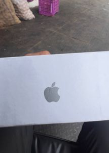 Apple AirPods Pro (2nd Gen) - White