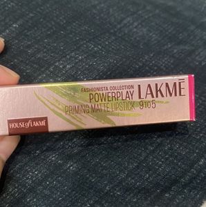 Lakme 9 To 5 Primer Matte Lipstick - Salmon Pink