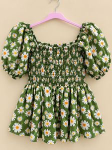 Cute Daisy Print Peplum Top