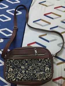 zouk Floral Print sling  Bag new