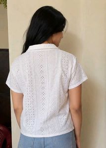 Chic White Eyelet Short Sleeve Top