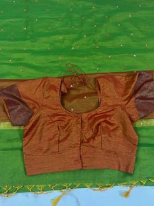 Elegant Green Saree with Blouse