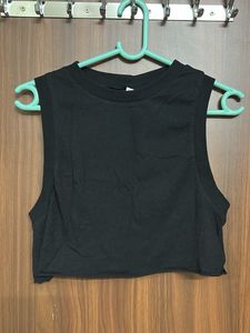 H&M basic cropped tank