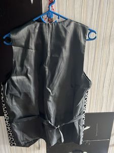 Stylish Men's Polka Dot Vest