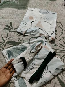 Cot set/Night dress
