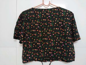 Cute Black Floral Tie-Front Crop Top