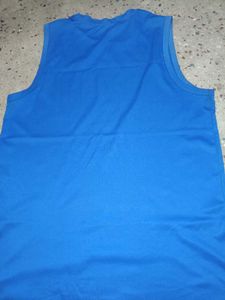 Louis Vuitton Shorts with sleeves vest for running